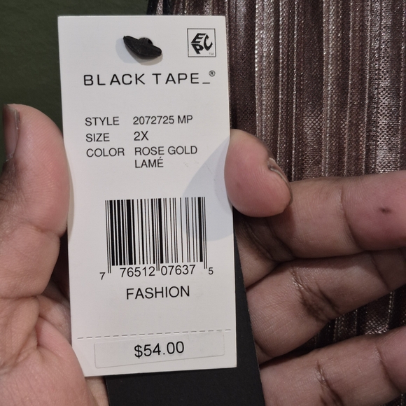 Black Tape Metallic Pink Pleated Mini Skirt - Picture 3 of 7